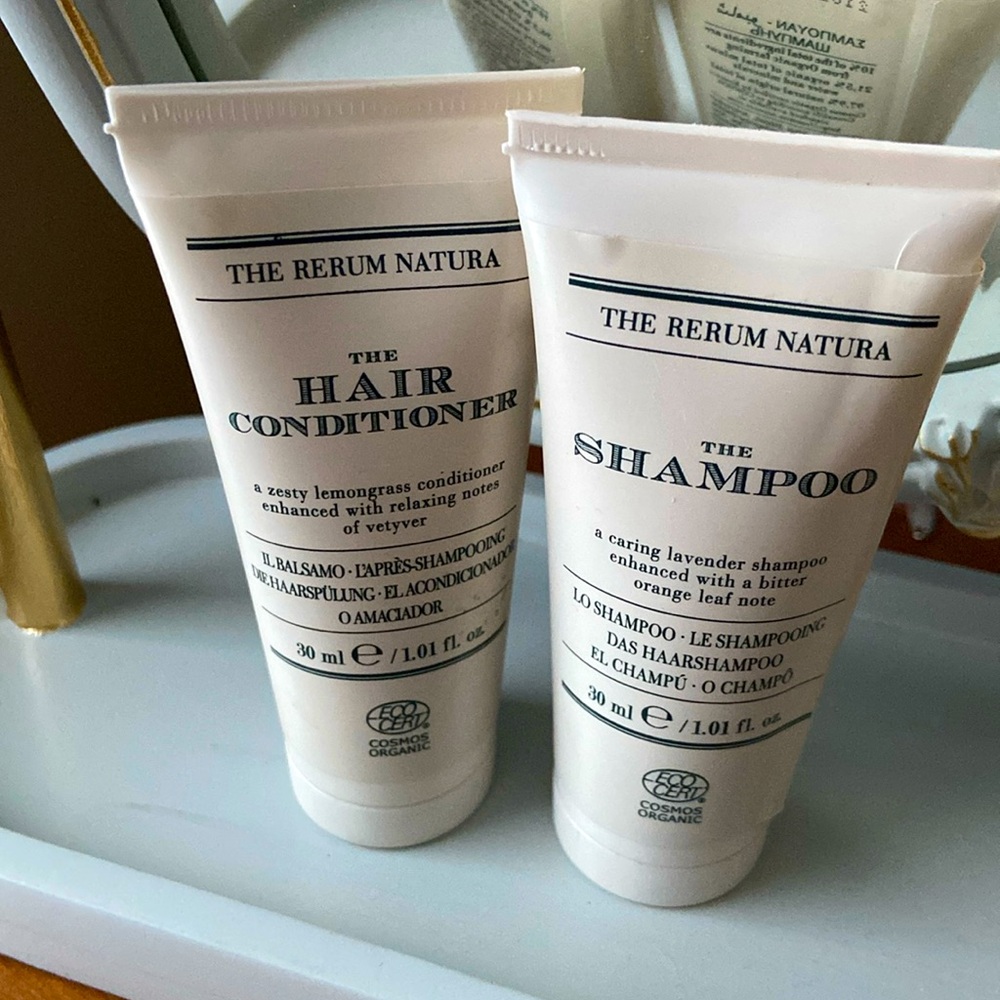 Travel sized shampoo and conditioner